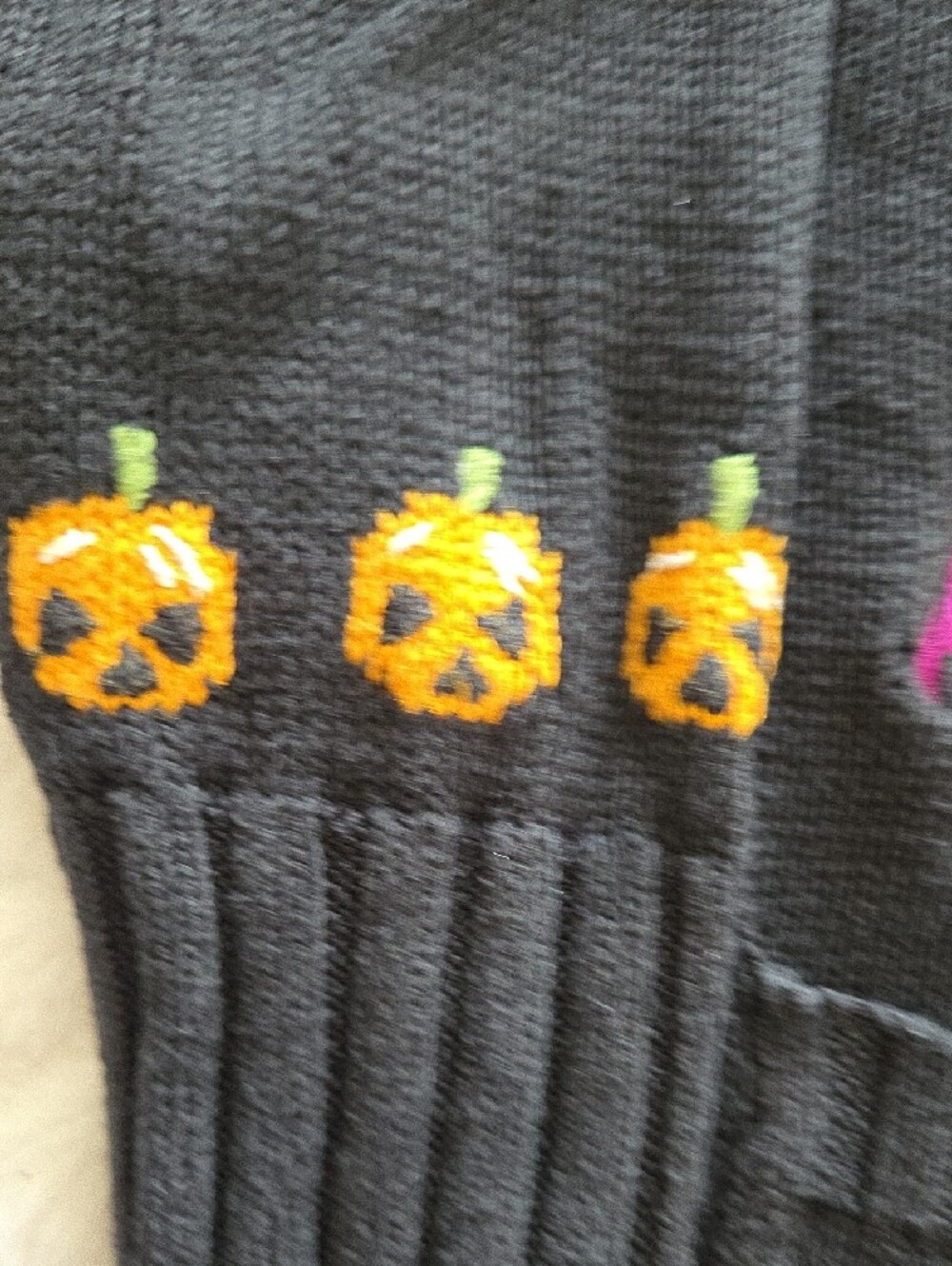RARE Vintage Disney Store Winnie the Pooh Halloween Cardigan Sweater Shirt Small - Picture 6 of 16